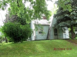 921 W 11th St, Muncie, IN 47302