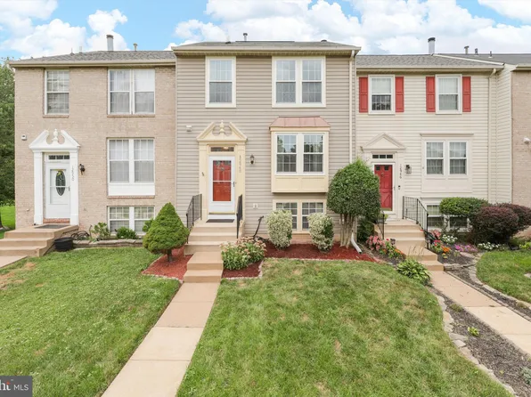 12948 Augustus Ct, Woodbridge, VA 22192