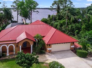 2001 Manatee Dr, Sebring, FL 33870