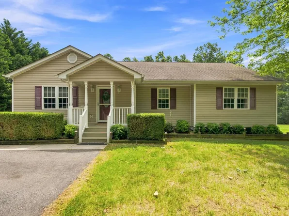 1378 Greenhouse Rd, Rustburg, VA 24588