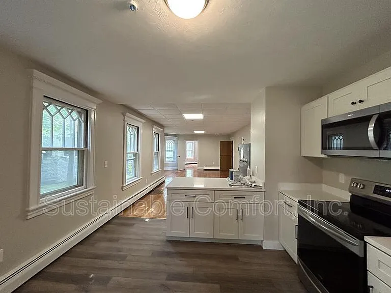16 Roxbury St #1 — Photo 2