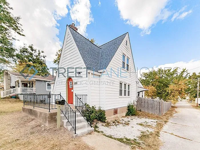 jpg - 205 9th Ave