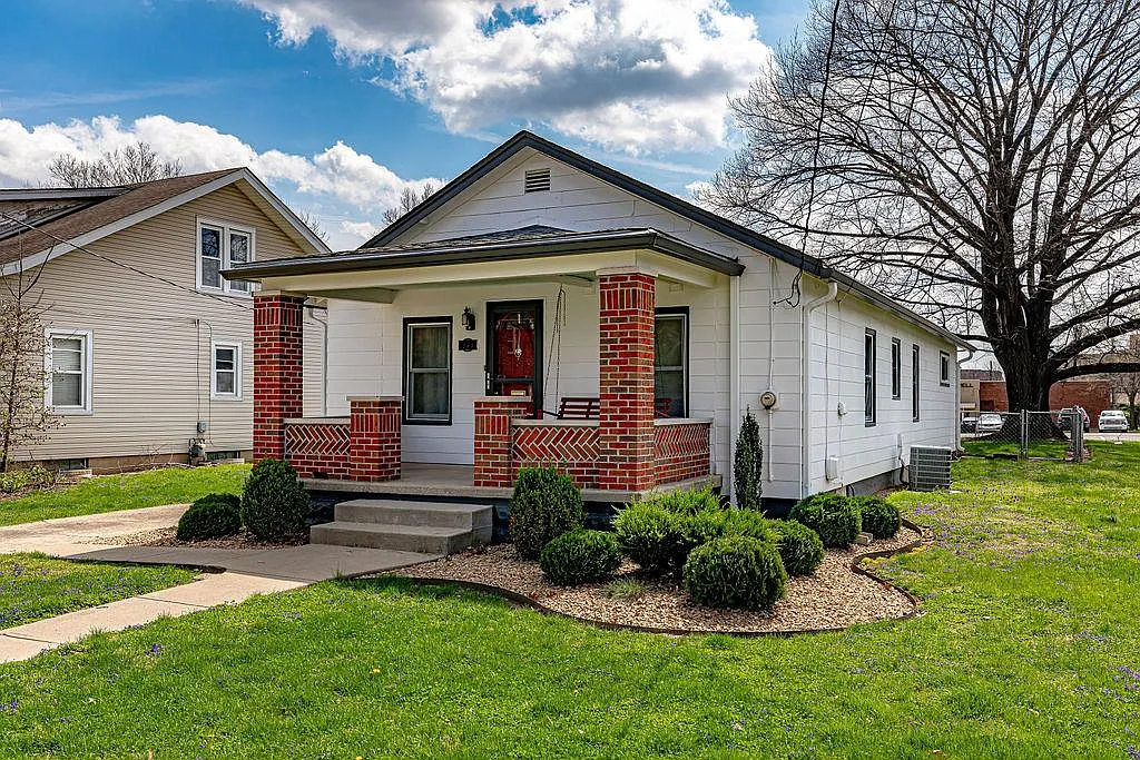 253 Probasco St photo 1