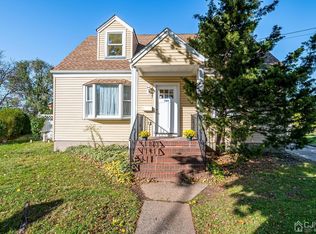 765 Donald Ave, Perth Amboy, NJ 08861