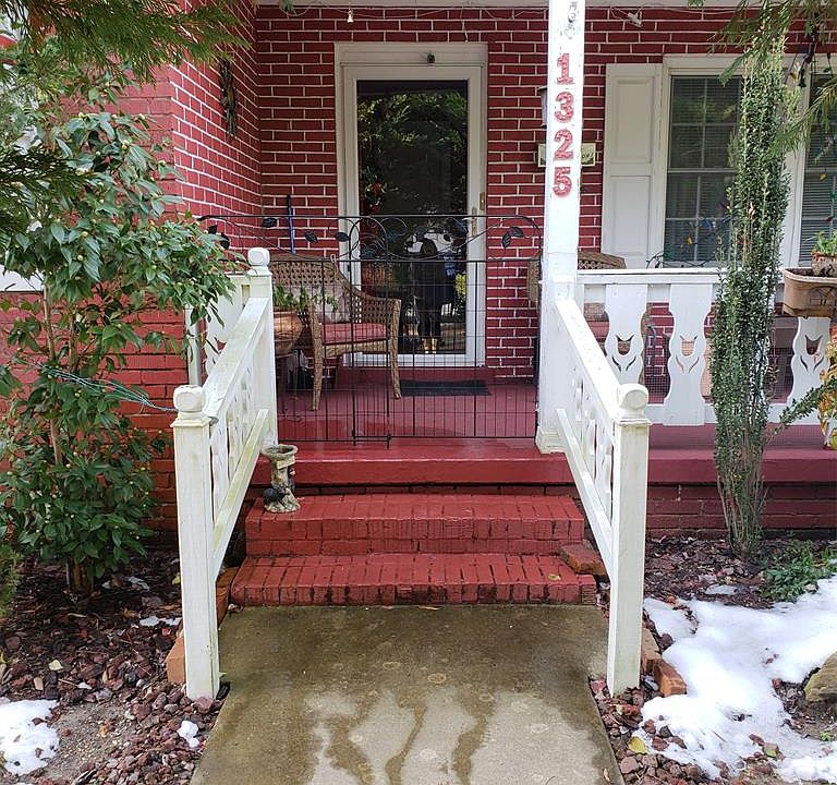 1st image of 1325 Washington St