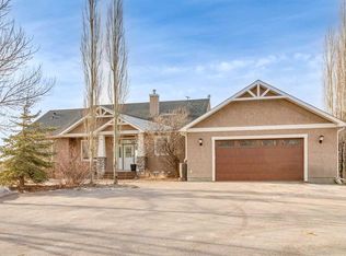 218026 W 72nd St E, Foothills No. 31, AB T1S 3V6