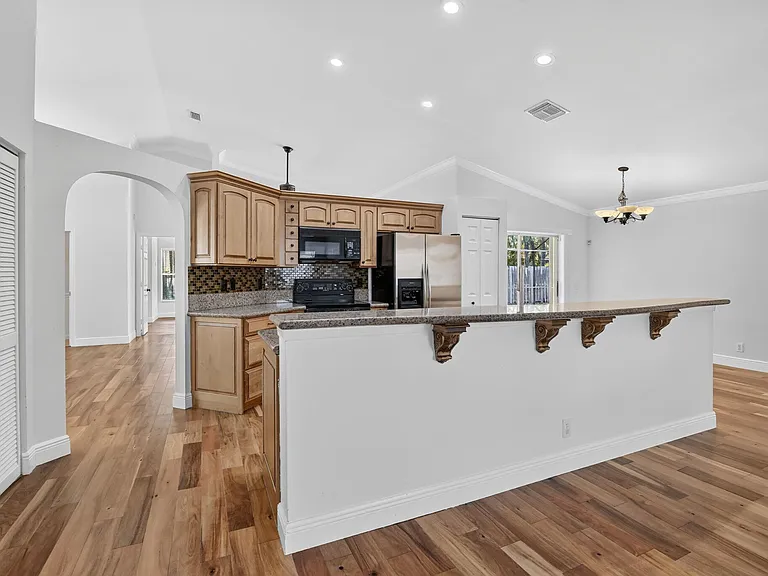 1959 Water Ridge Dr — Photo 16