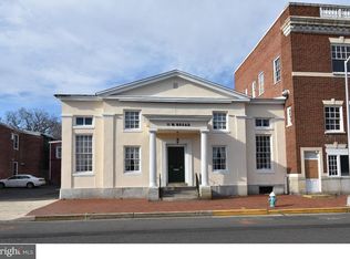 11 W Broad St, Burlington, NJ 08016