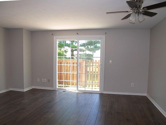 2nd image of 9638 E Idlewood Dr