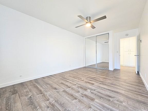 5th image of 1747 Chalcedony St #1