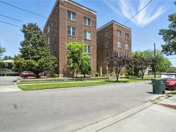 200 W 31st St APT 304, Norfolk, VA 23504