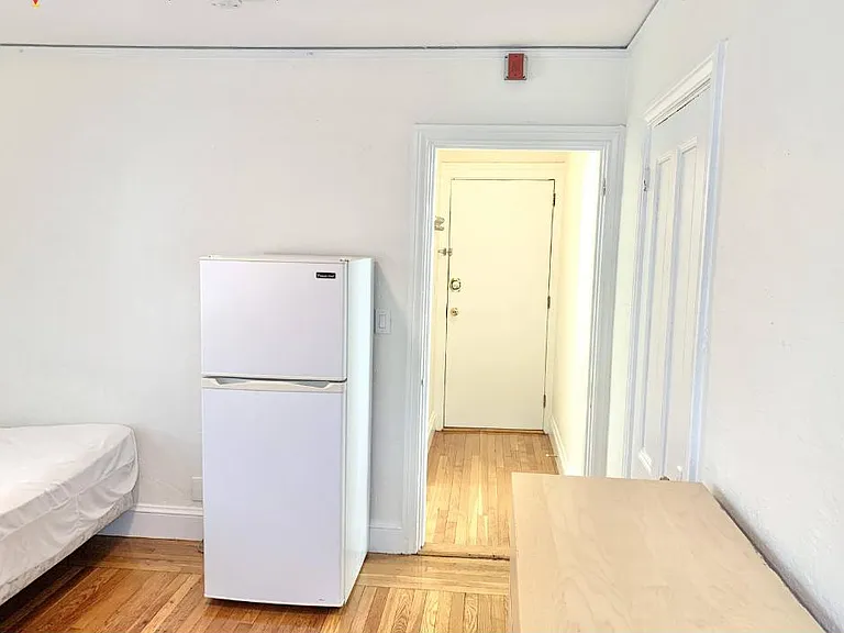 186 Waterman St #17 — Photo 7