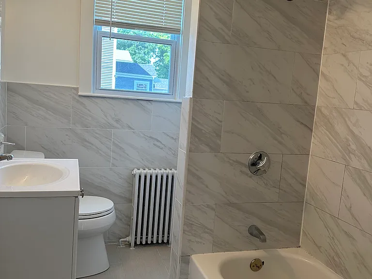 25-27 French Ave #1 — Photo 6