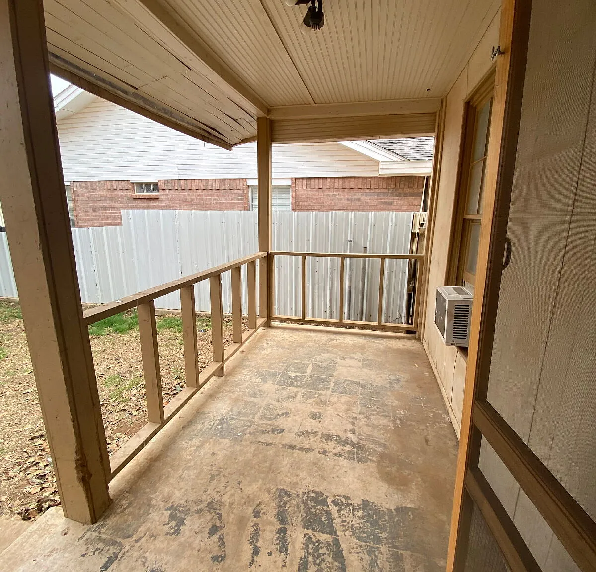 2 bed, 1.0 bath, 800 sqft, $725 — Photo 2
