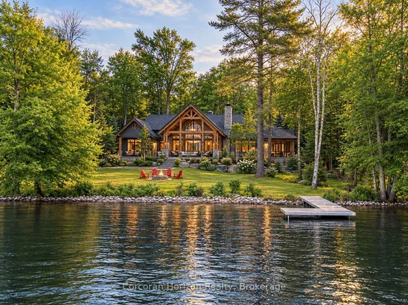 1068 Hartley Rd, Gravenhurst, ON P0E 1N0