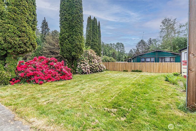 3rd image of 140 Pinto Lane