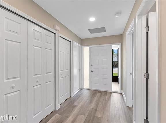 2nd image of 5571 Longleaf Dr