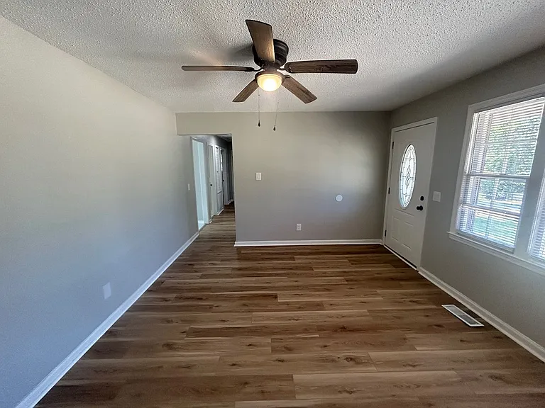 3728 Baywater Dr — Photo 5