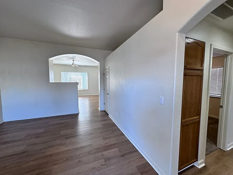 7821 Cadiz Ct — Photo 3