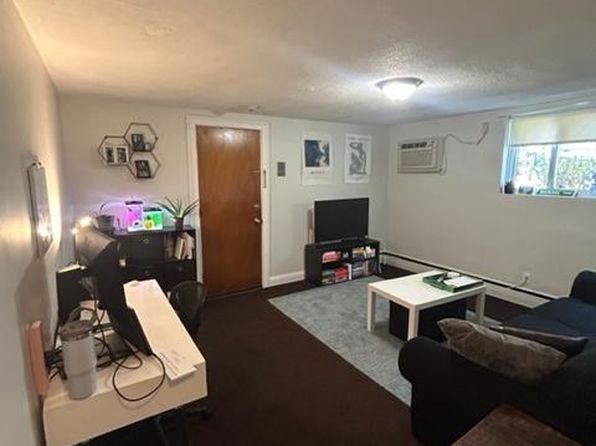 2 Charles St #1