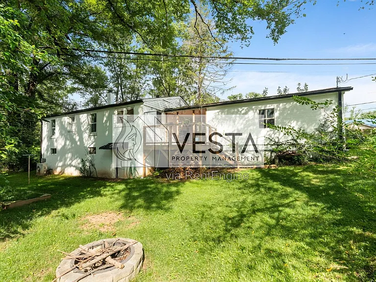 78 Moody Ave — Photo 25