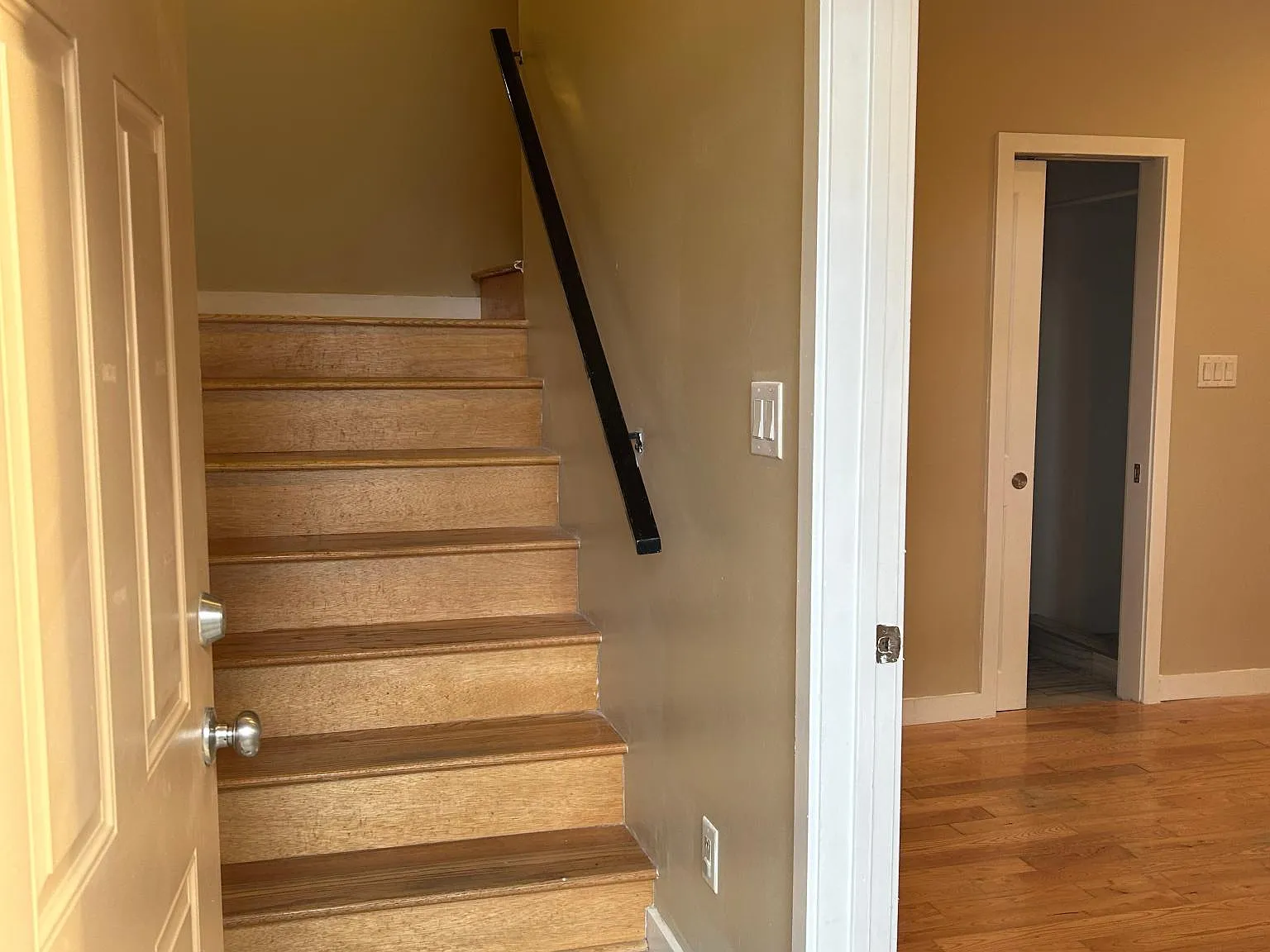 3 bed, 2.5 bath, 1560 sqft, $2,150 — Photo 1