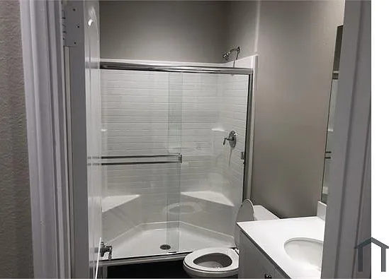 1 bed, 850 sqft, $1,600 — Photo 1