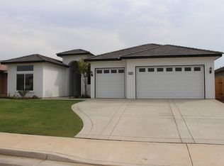 10209 Azimuth St, Bakersfield, CA 93306