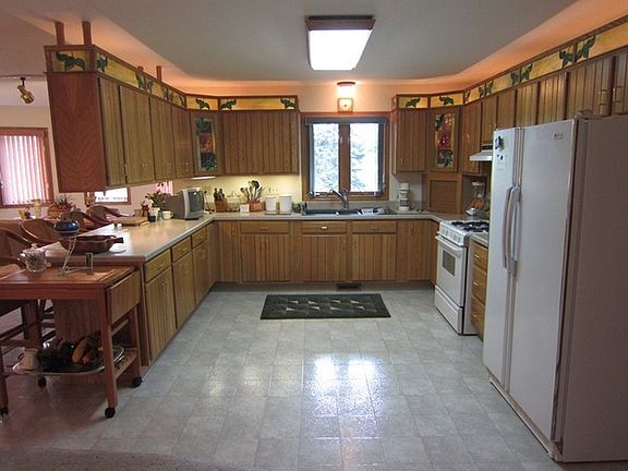 5th image of 6290 Lucas Ln