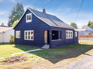 303 SE 88th Ave, Portland, OR 97216