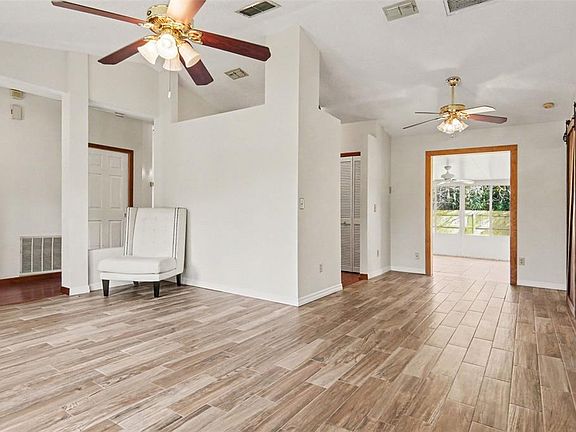 2nd image of 8625 REDSKIN COURT