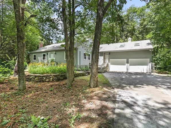 147 Wachusett St, Rutland, MA 01543