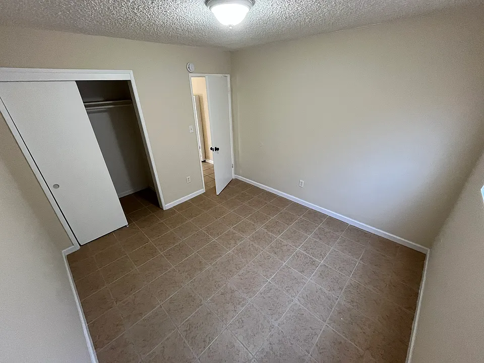 1306 Niles St #D
