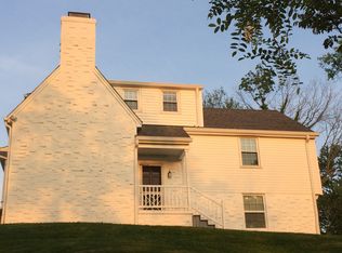 2 Observatory Rd, Charleston, WV 25314