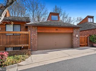 2181 Cabots Point Ln, Reston, VA 20191