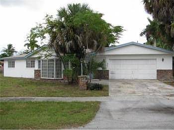 1st image of 1136 NW 15th Pl