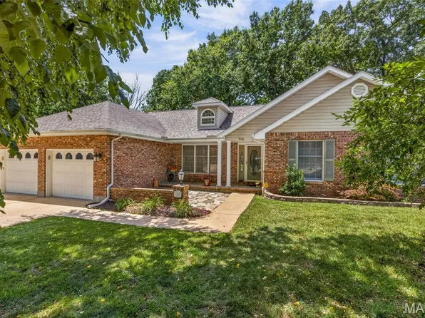 709 Jerome Dr, Festus, MO 63028