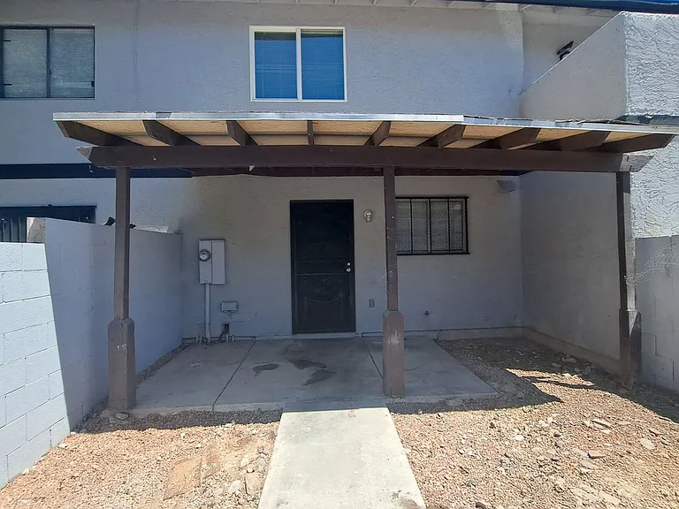 3417 Civic Center Dr — Photo 14