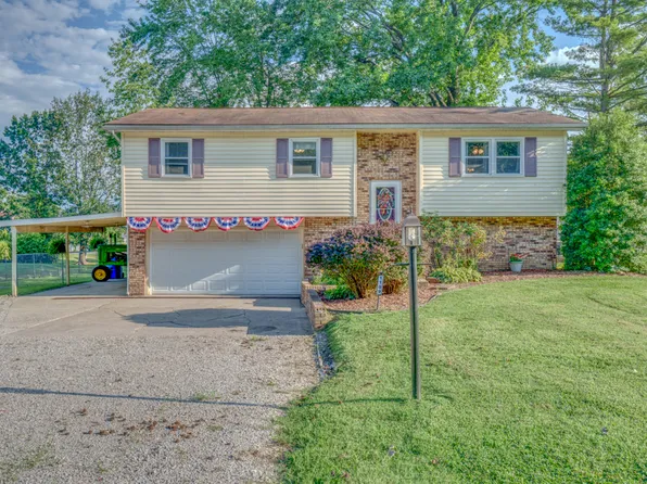 1109 Douglas St, Mount Vernon, IL 62864
