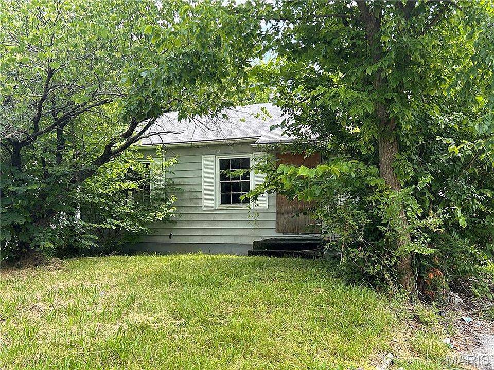 1st image of 442 Cameron Rd