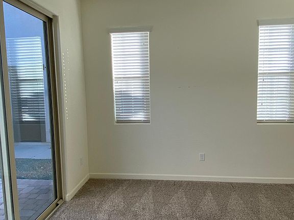4th image of 5011 N 206th Dr