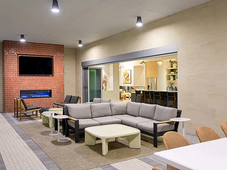 Coasterra Apartments — Photo 22