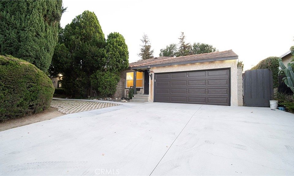 1st image of 8421 Tampa Ave