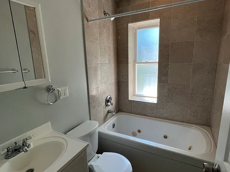 6507 N Hamilton Ave #4S — Photo 8