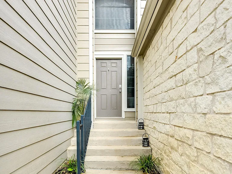 4501 Whispering Valley Dr #3 — Photo 3
