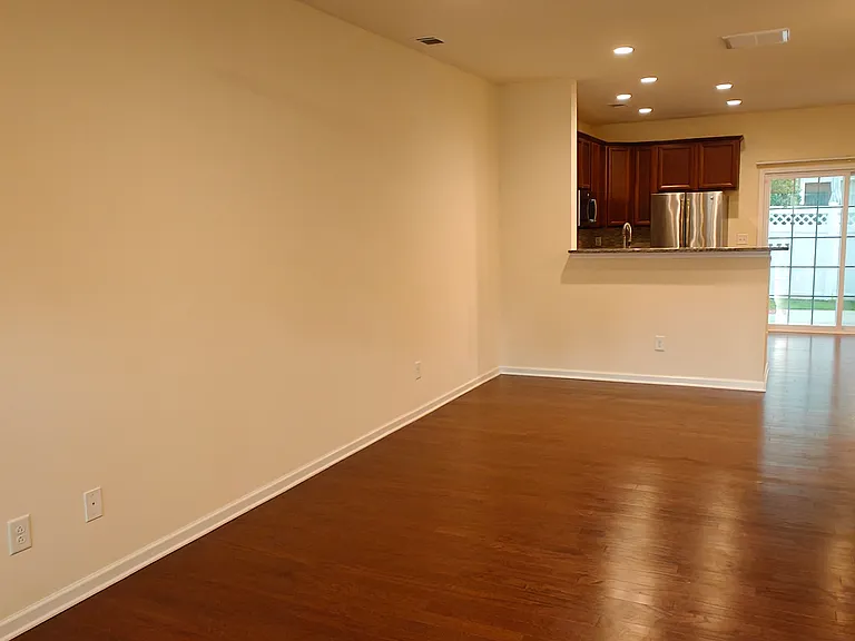 4708 Pepperstone Ln — Photo 3