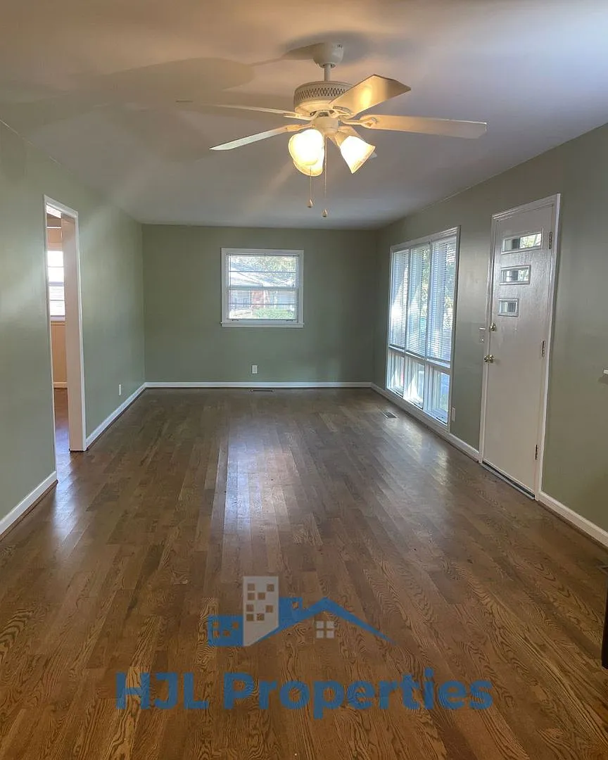 Gorgeous Ranch Home! — Photo 2