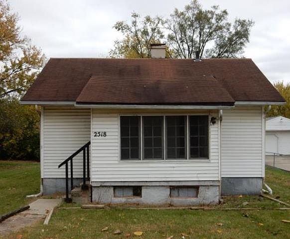 1st image of 2518 Guernsey Dell Ave