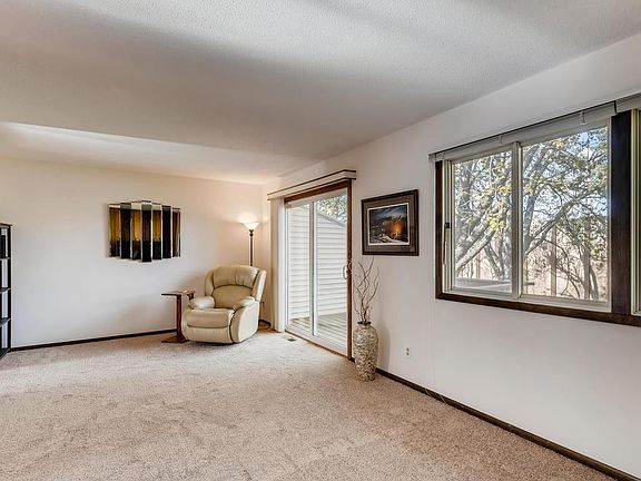4th image of 7517 Whitney Dr