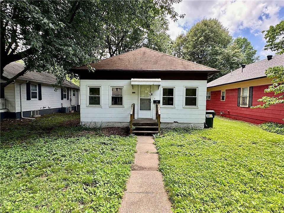 1st image of 709 Rhodes Ave